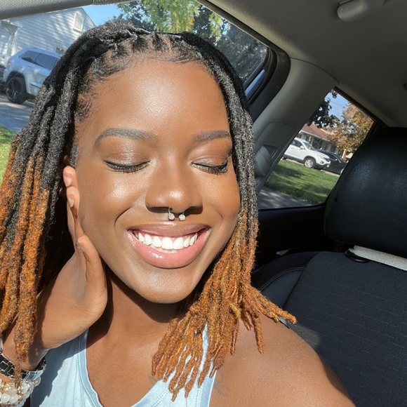 Meet your Posher, Kishay - Picture 1 of 1